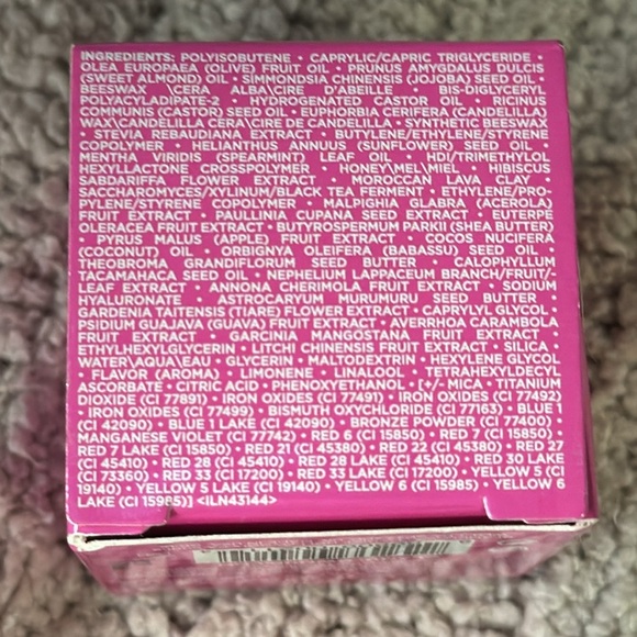 GlamGlow Pout Mud - “Birthday Suit” Wet Lip Balm Treatment - Picture 4 of 5